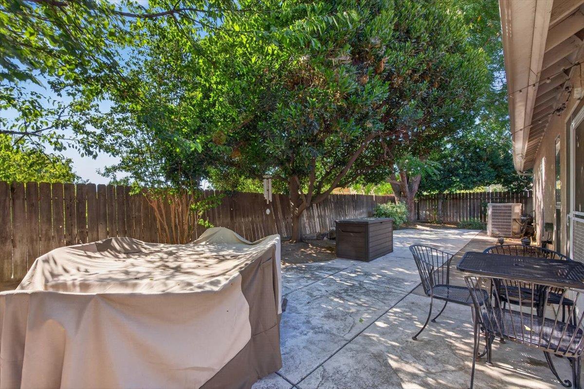 8531 N Talladega Way, Fresno, CA 93720