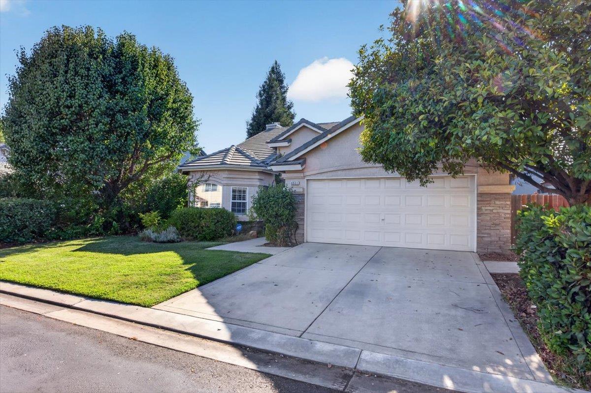 8531 N Talladega Way, Fresno, CA 93720