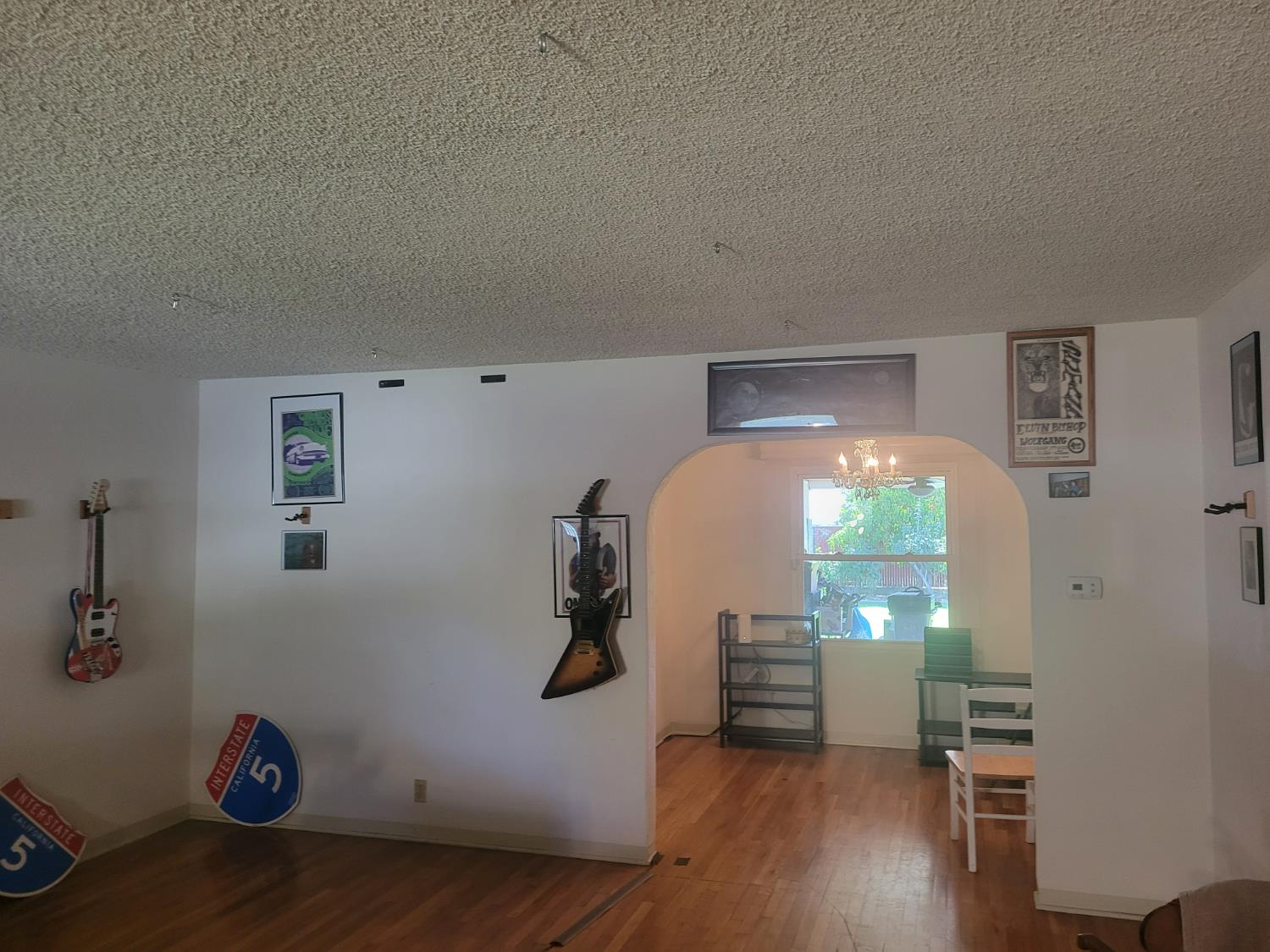 513 Fairview Ave, Madera, CA 93637