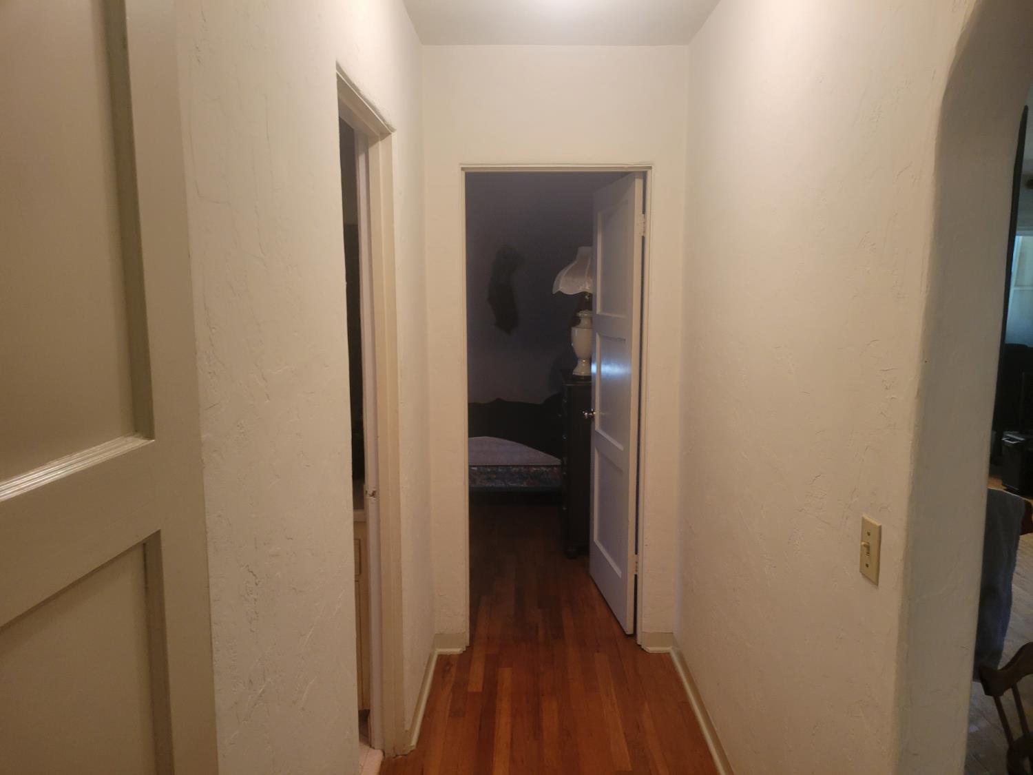 513 Fairview Ave, Madera, CA 93637