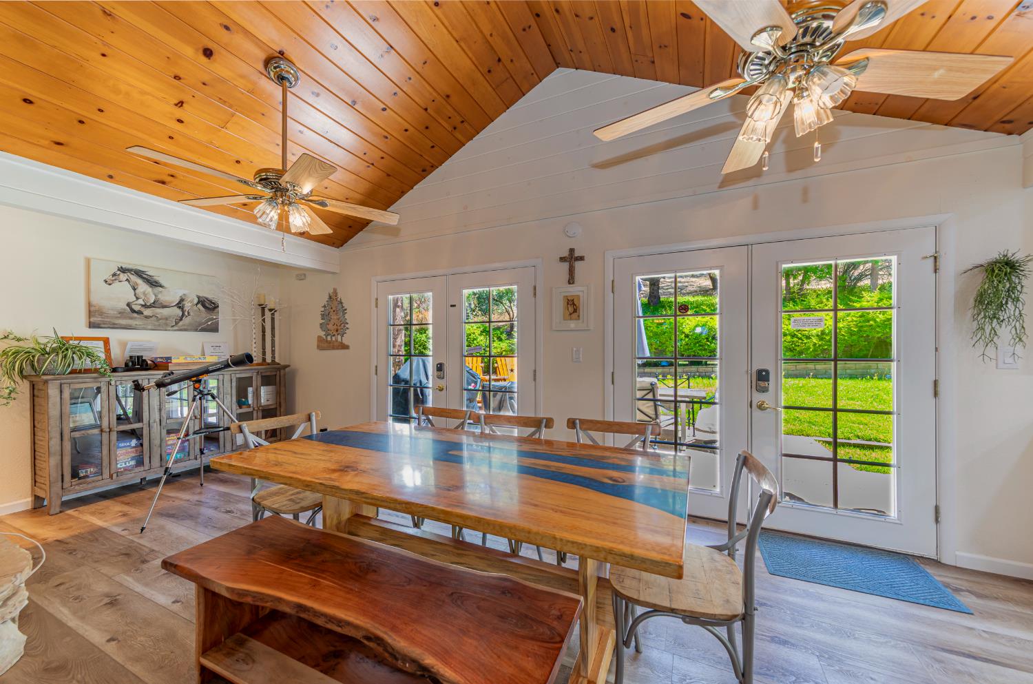 42395 Maples Ln, Oakhurst, CA 93644