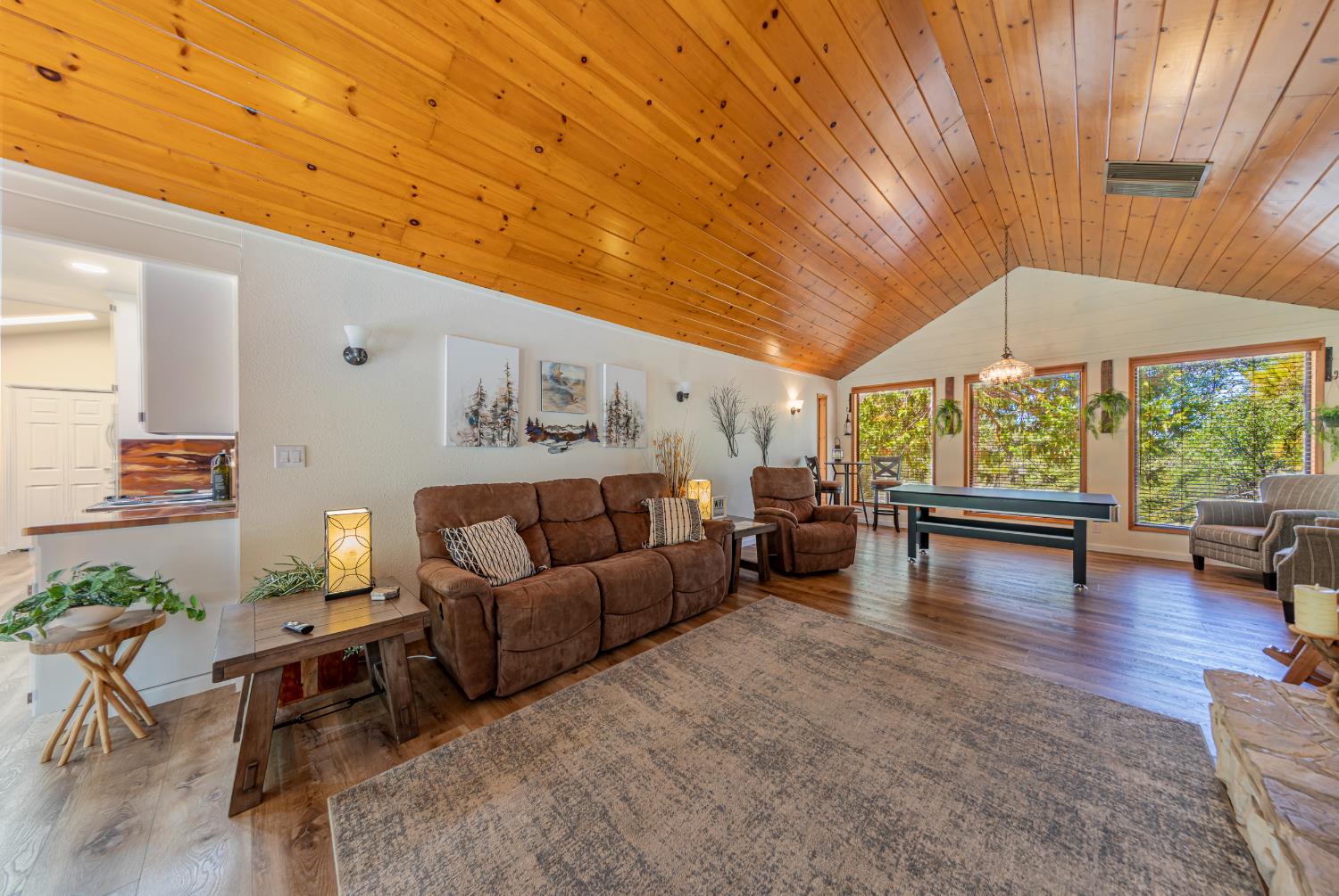 42395 Maples Ln, Oakhurst, CA 93644