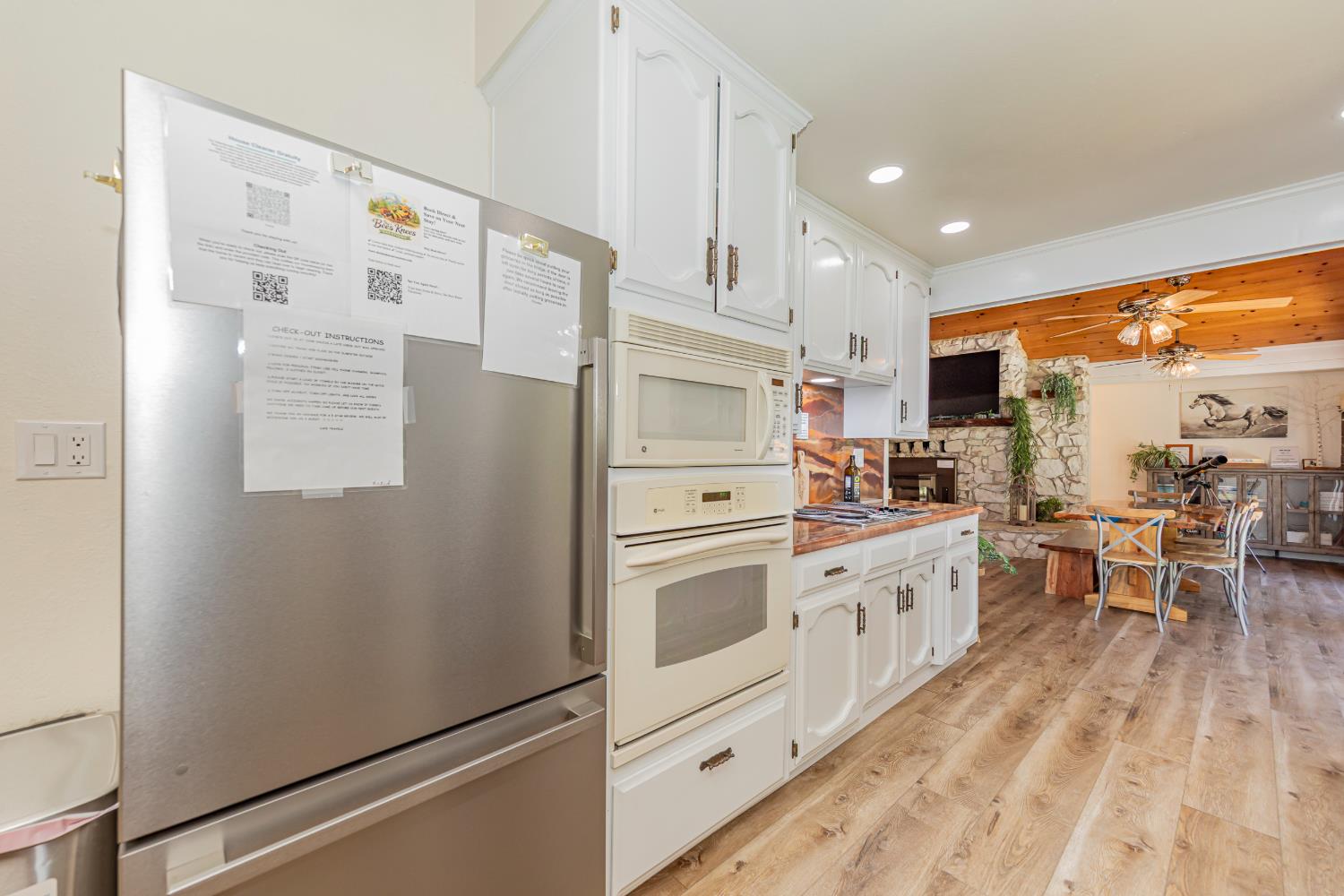 42395 Maples Ln, Oakhurst, CA 93644