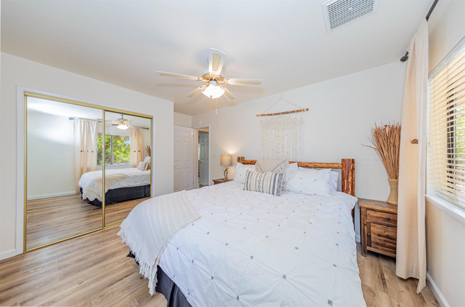 42395 Maples Ln, Oakhurst, CA 93644