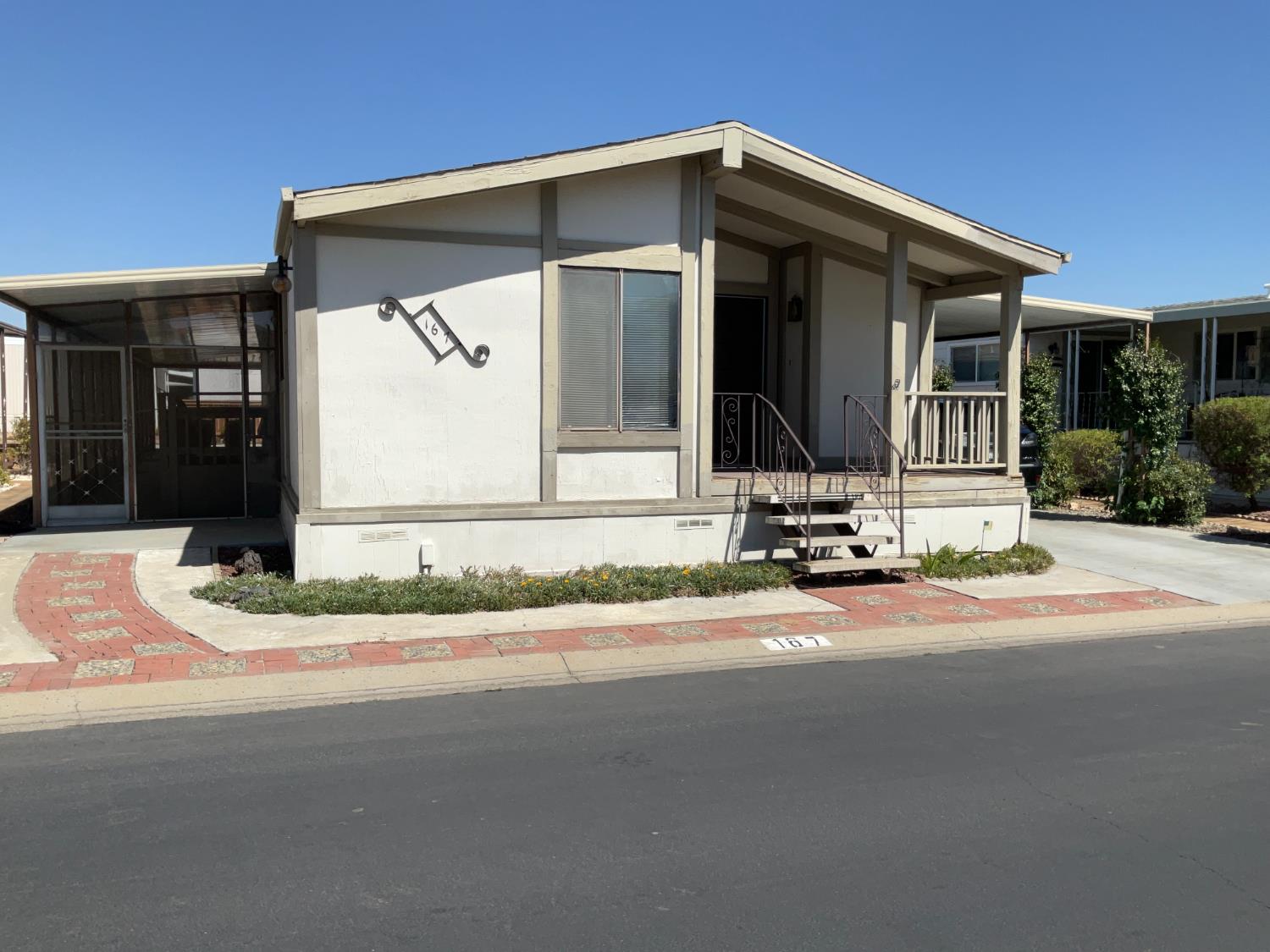 1001 Sylmar Ave #167, Clovis, CA 93612