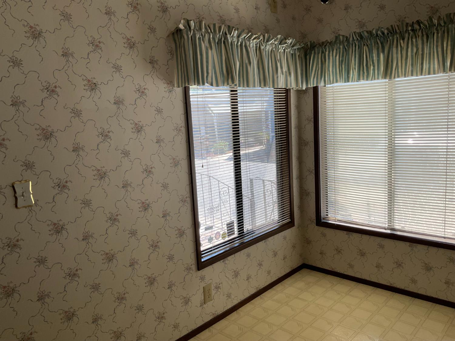 1001 Sylmar Ave #167, Clovis, CA 93612