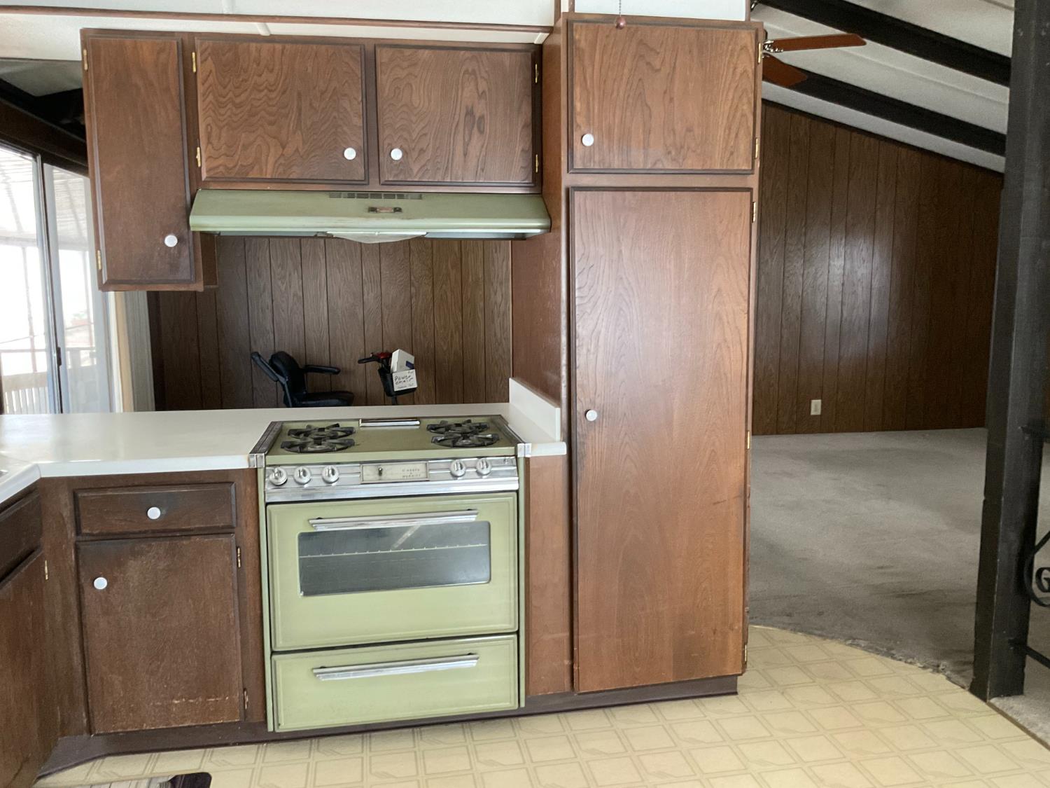 1001 Sylmar Ave #167, Clovis, CA 93612