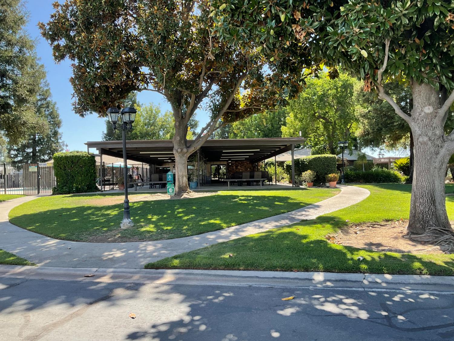 1001 Sylmar Ave #167, Clovis, CA 93612