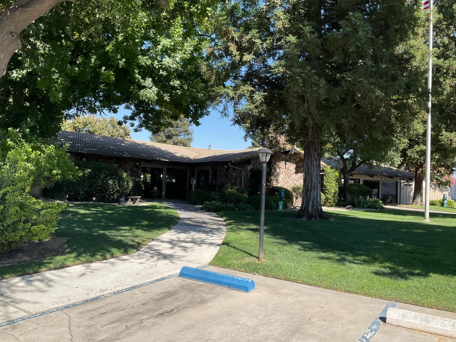 1001 Sylmar Ave #167, Clovis, CA 93612