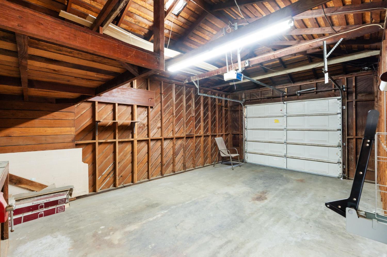 121 N Armstrong Ave, Fowler, CA 93625