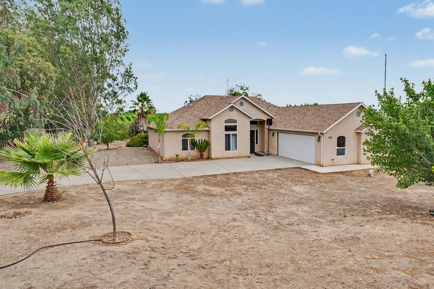 28903 Avenue 22, Madera, CA 93638