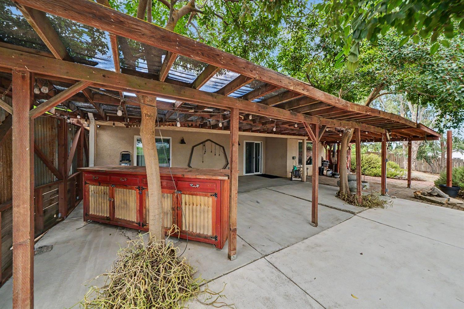 28903 Avenue 22, Madera, CA 93638