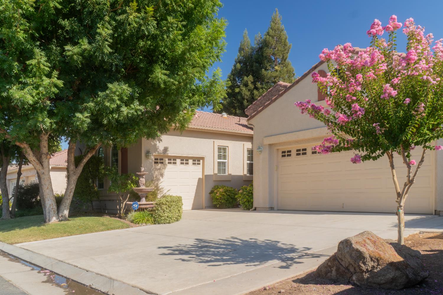 2629 E Sage Way, Fresno, CA 93720