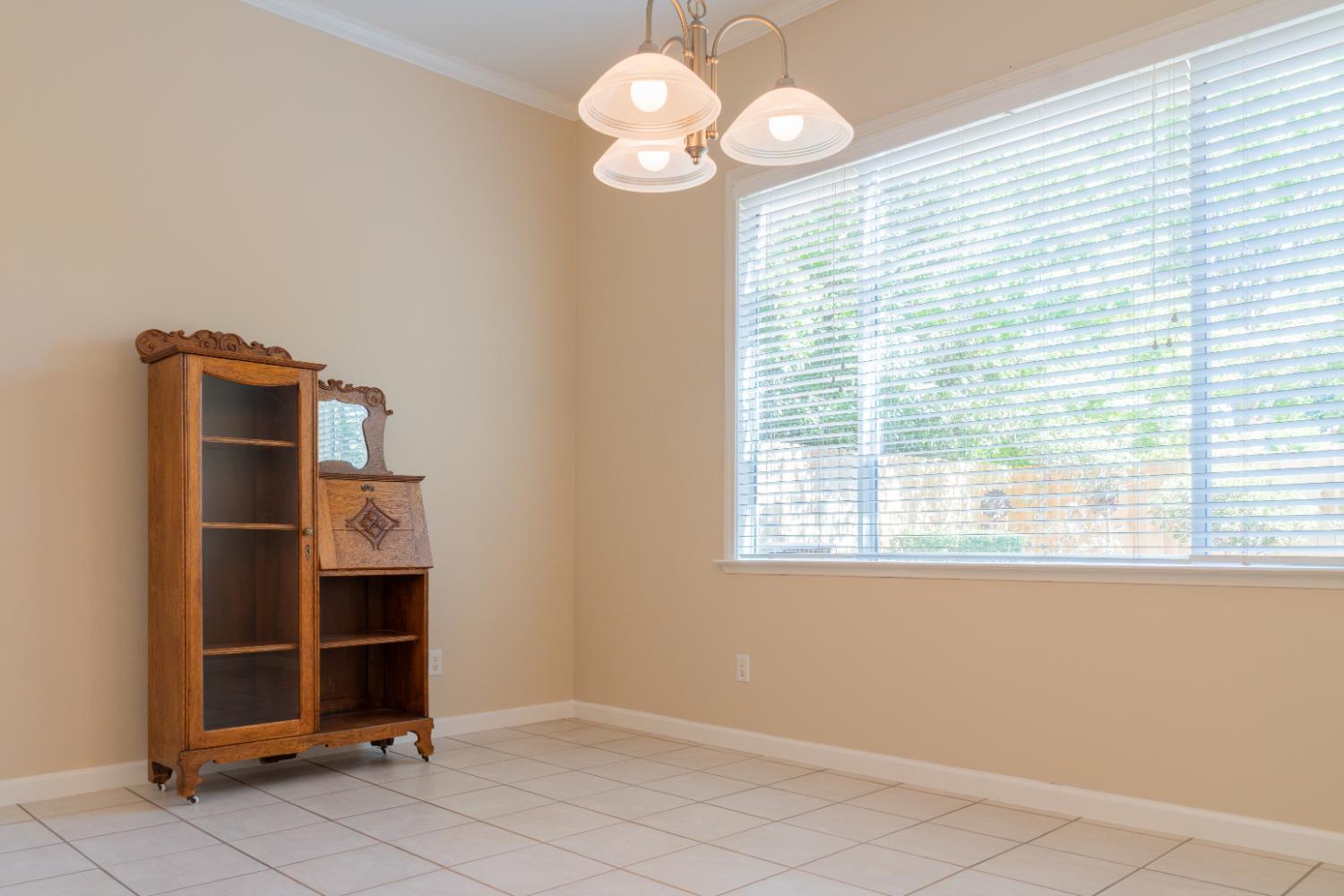 2629 E Sage Way, Fresno, CA 93720