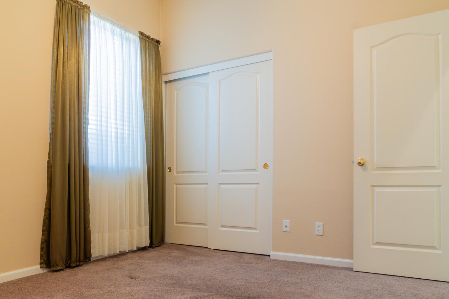 2629 E Sage Way, Fresno, CA 93720