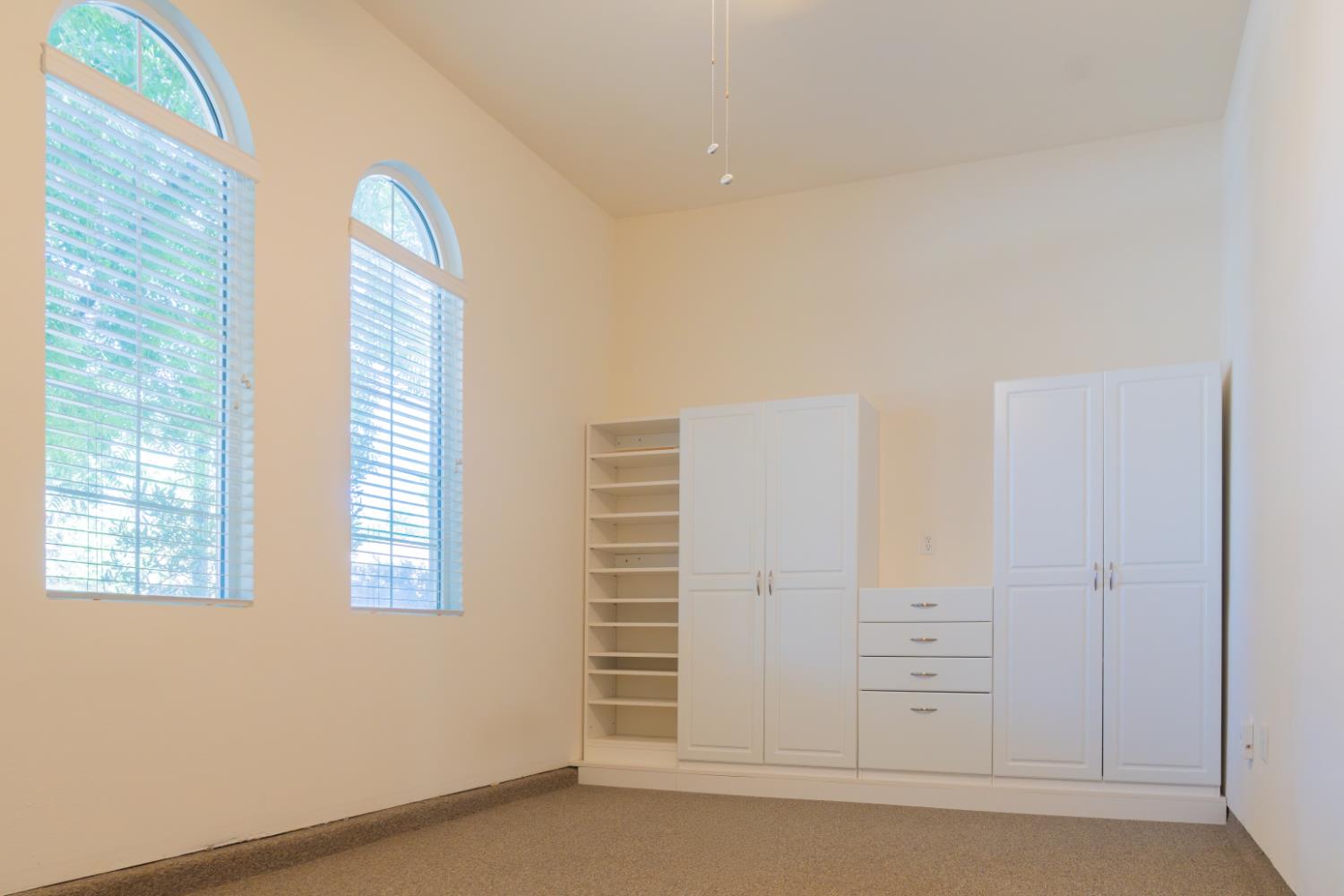 2629 E Sage Way, Fresno, CA 93720