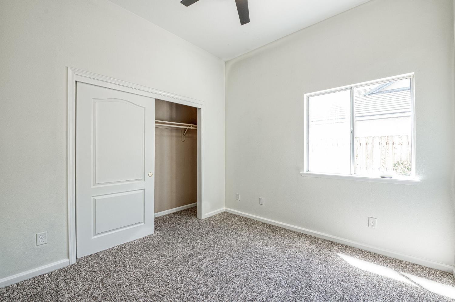 862 McArthur, Clovis, CA 93611
