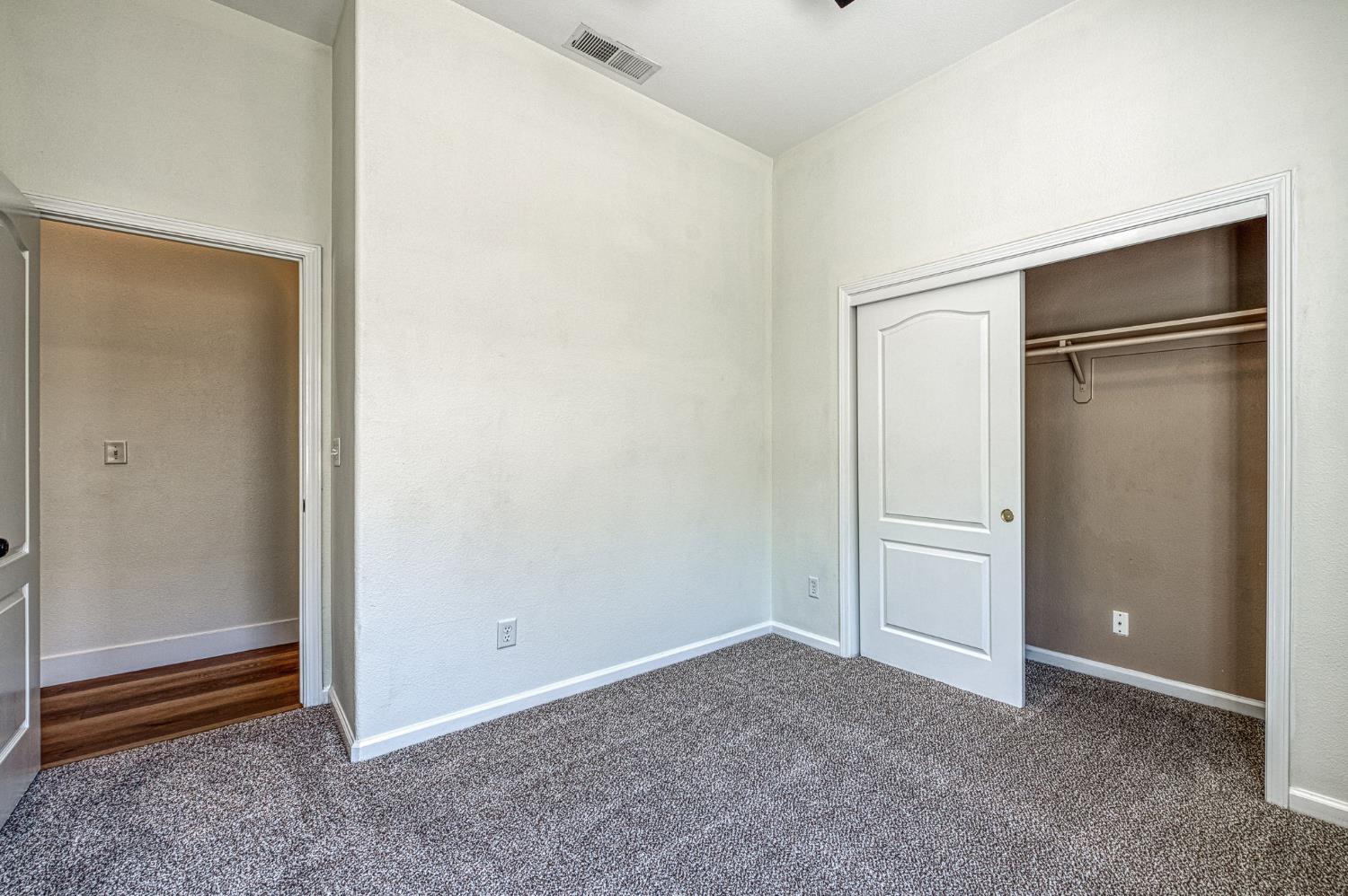 862 McArthur, Clovis, CA 93611