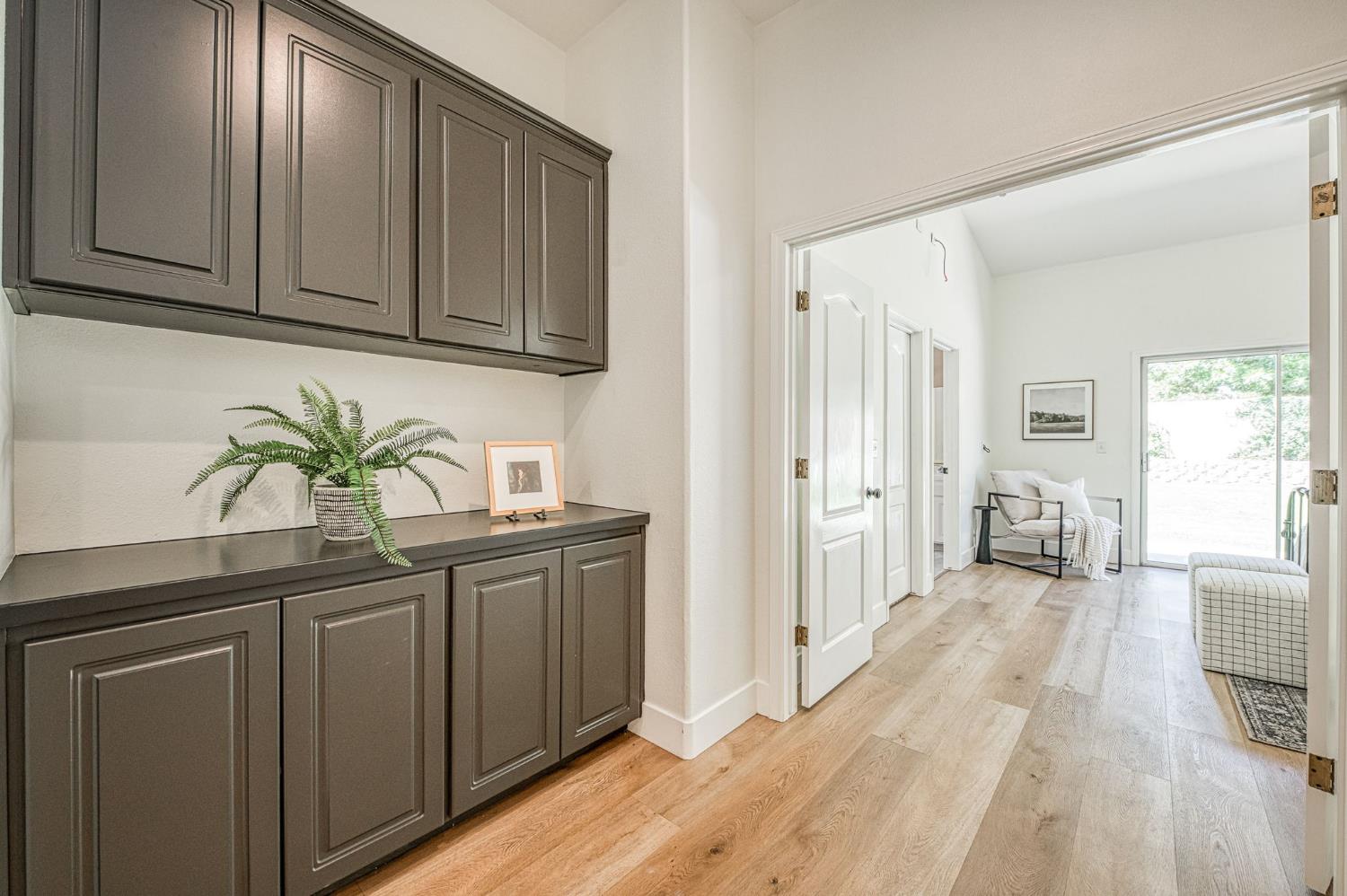 862 McArthur, Clovis, CA 93611