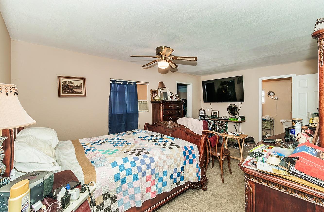 40696 Oakwood Rd, Madera, CA 93636