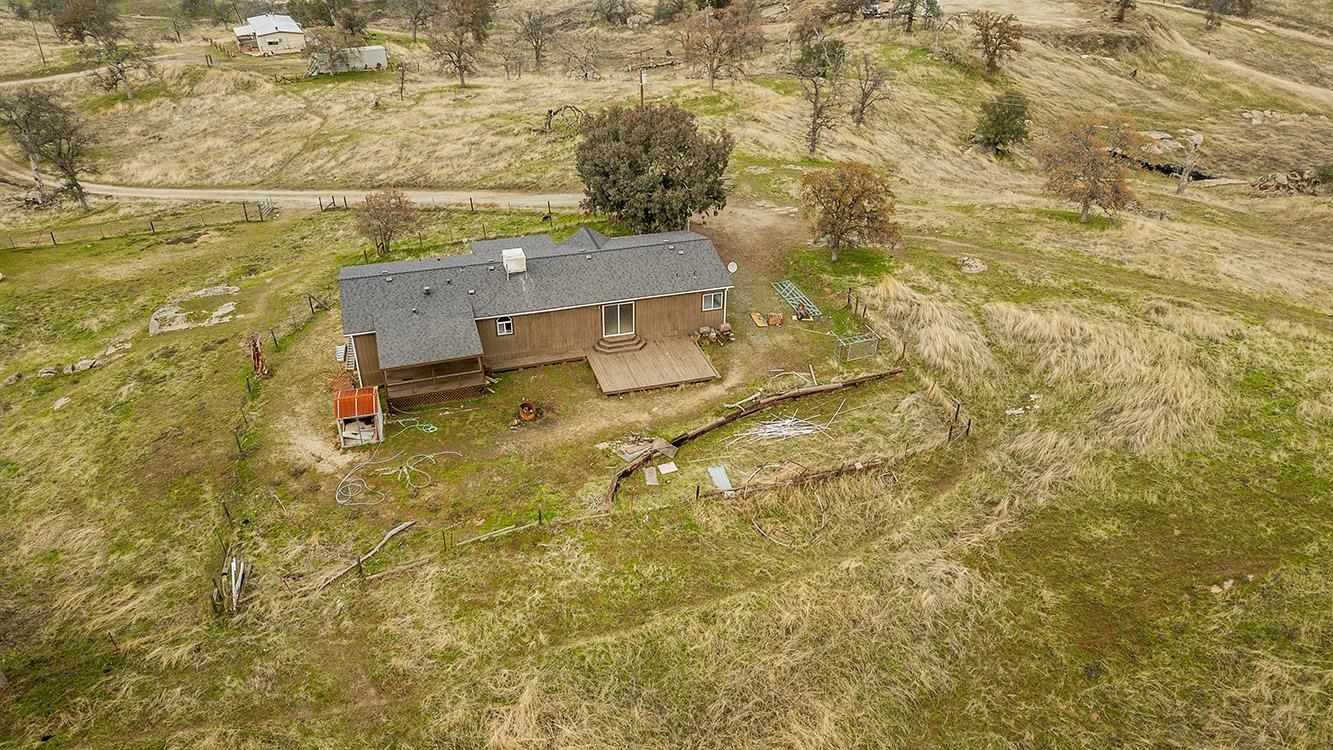40696 Oakwood Rd, Madera, CA 93636
