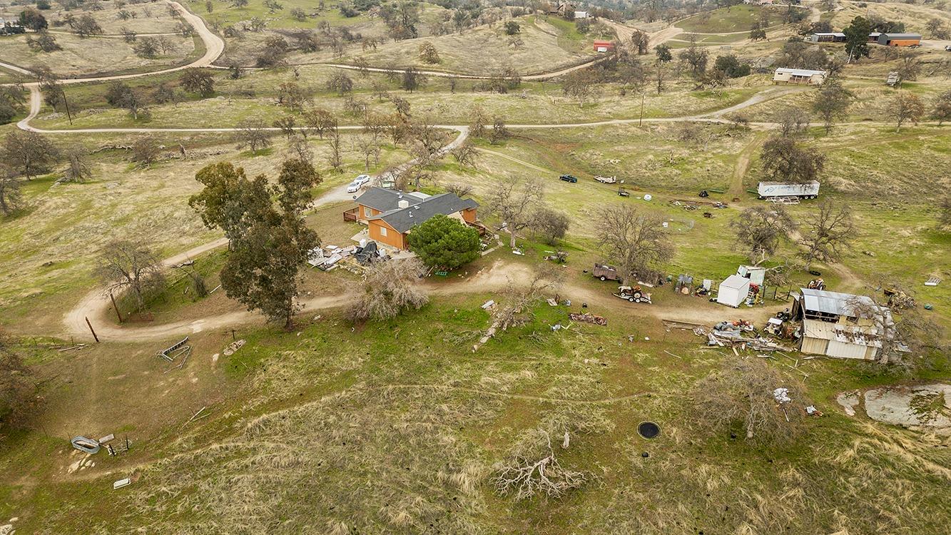 40696 Oakwood Rd, Madera, CA 93636