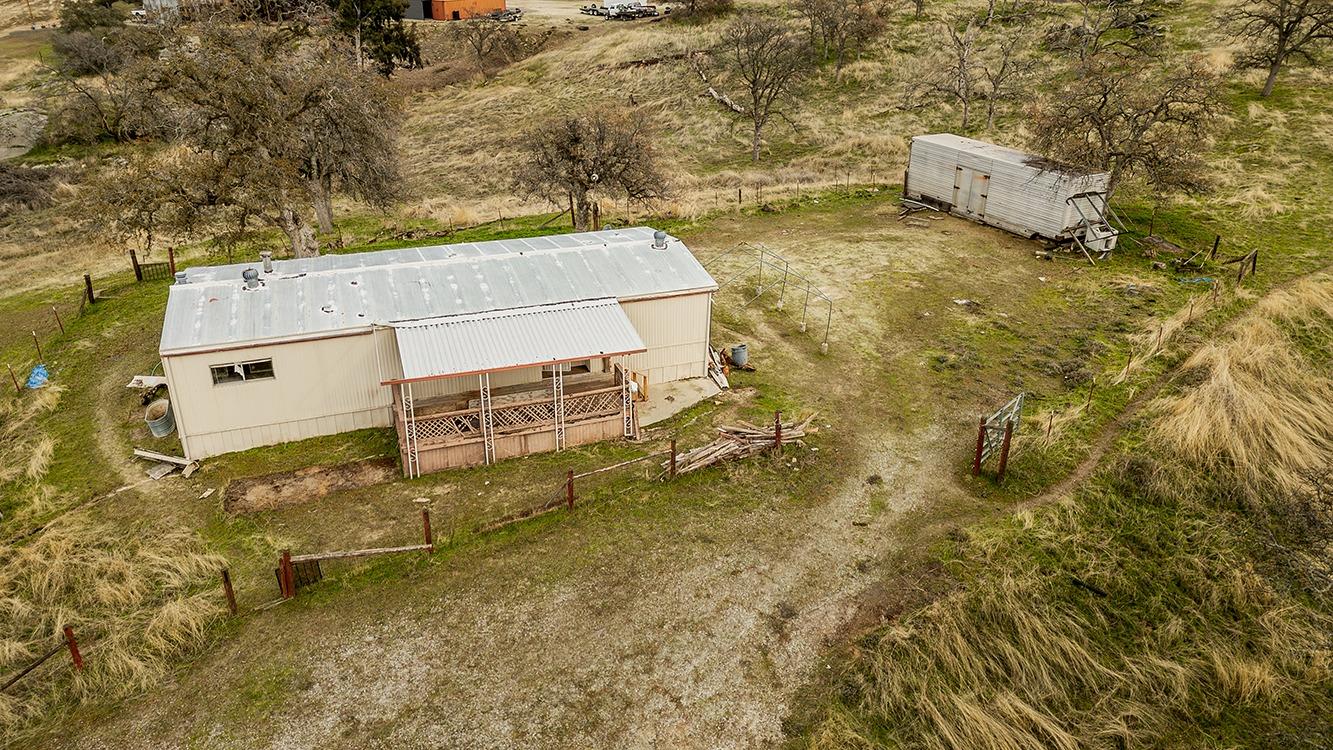 40696 Oakwood Rd, Madera, CA 93636