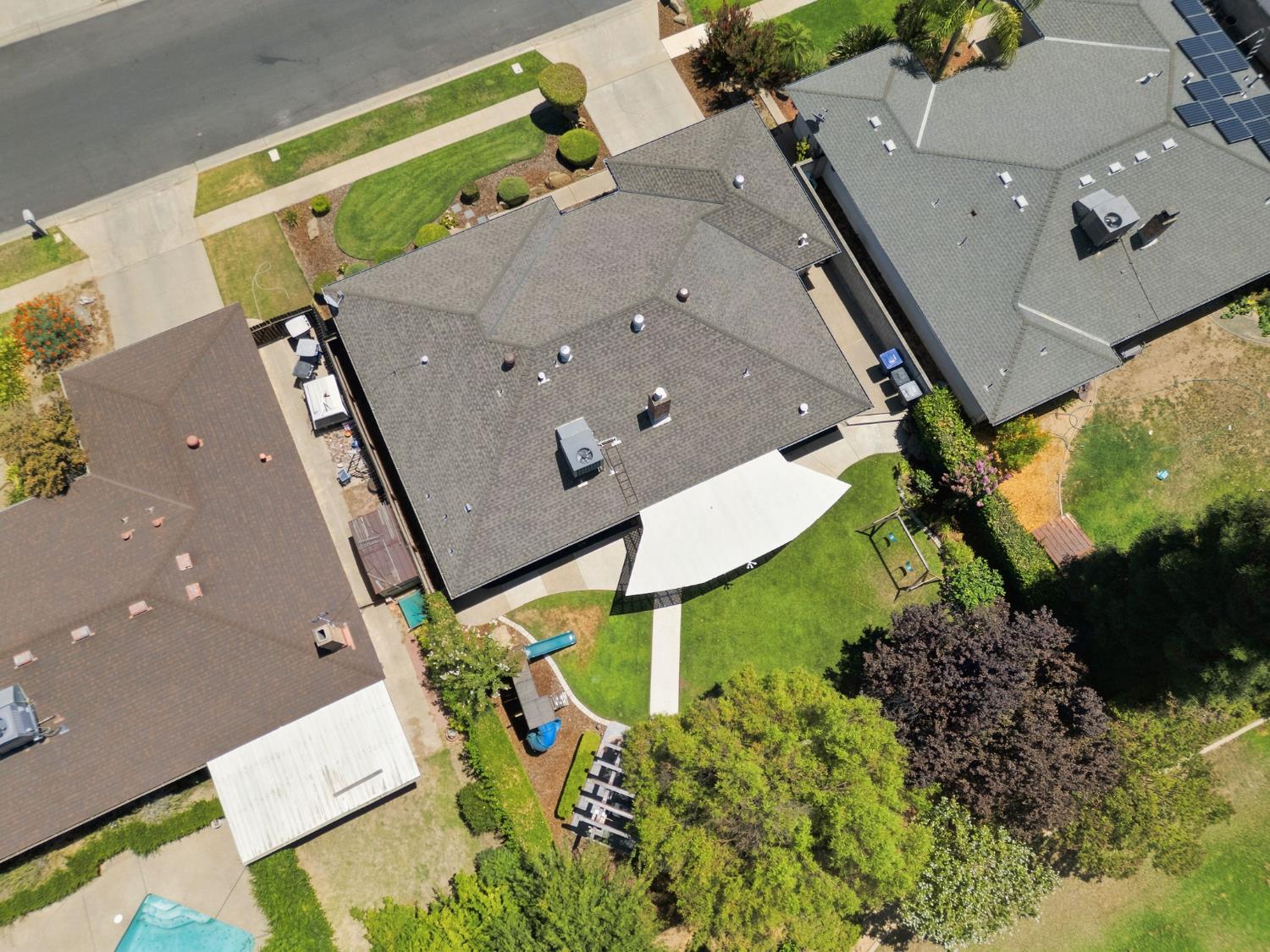 7423 N 4Th St, Fresno, CA 93720
