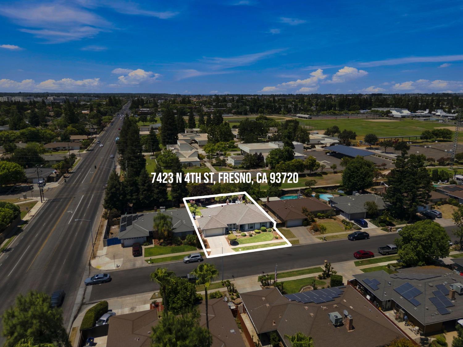 7423 N 4Th St, Fresno, CA 93720