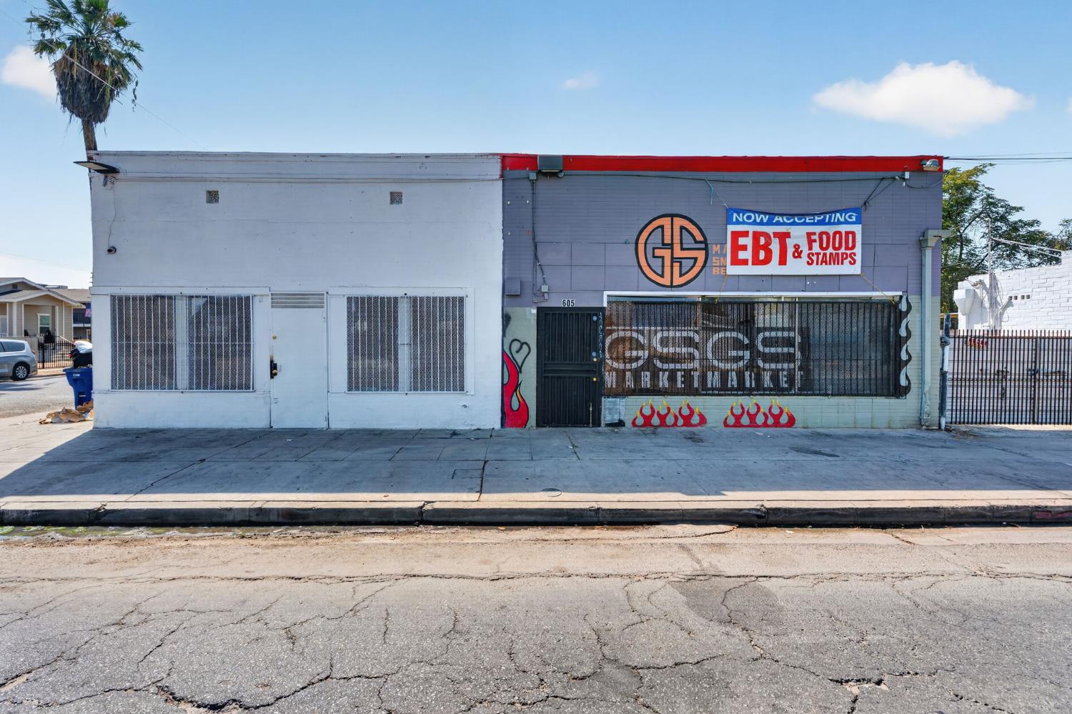 605 N Fresno St, Fresno, CA 93701