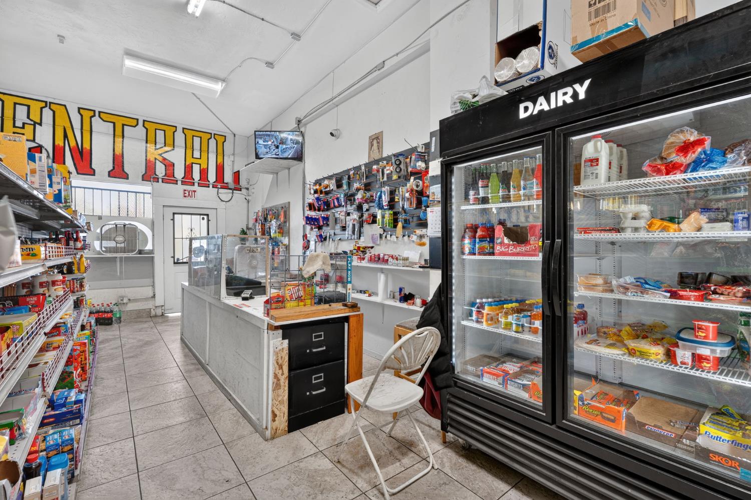 605 N Fresno St, Fresno, CA 93701