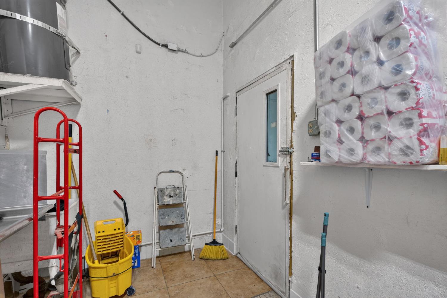 605 N Fresno St, Fresno, CA 93701