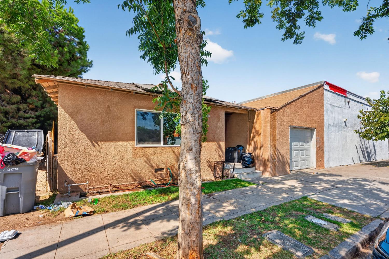 605 N Fresno St, Fresno, CA 93701