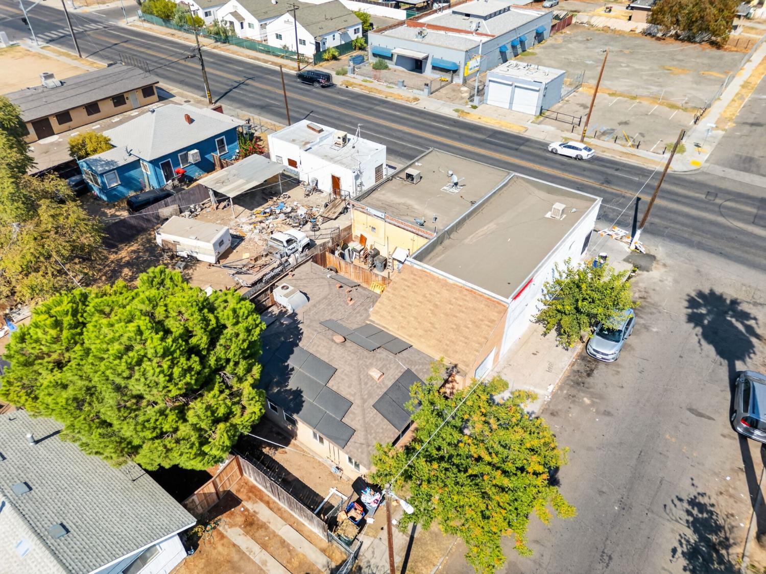 605 N Fresno St, Fresno, CA 93701