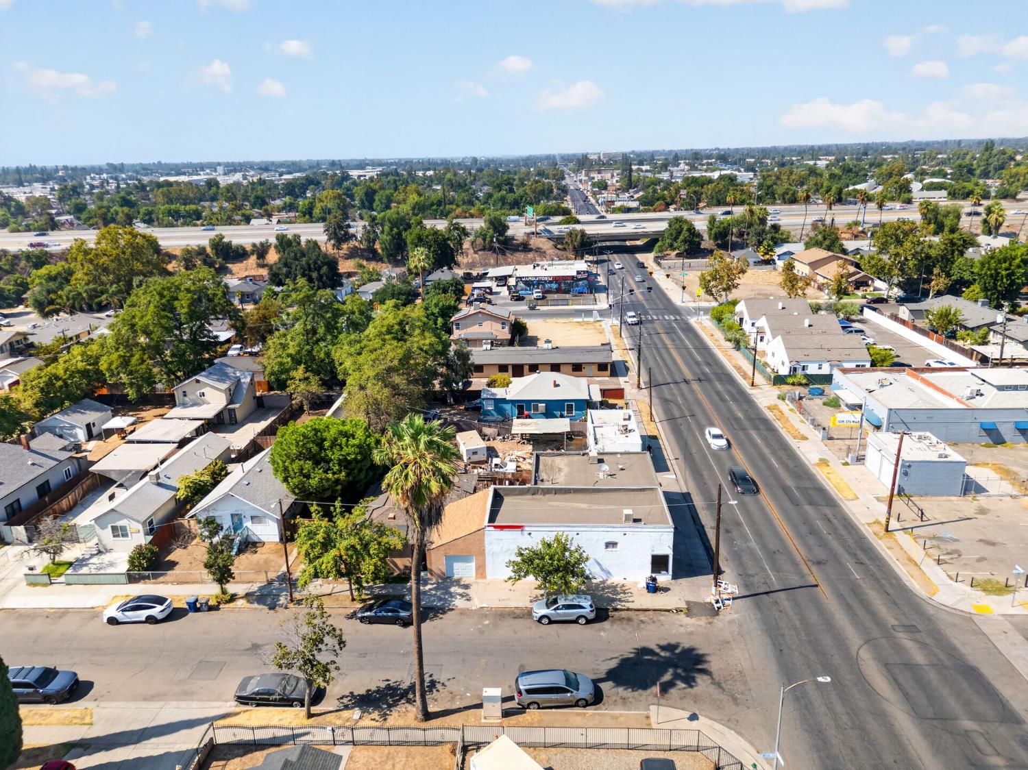 605 N Fresno St, Fresno, CA 93701
