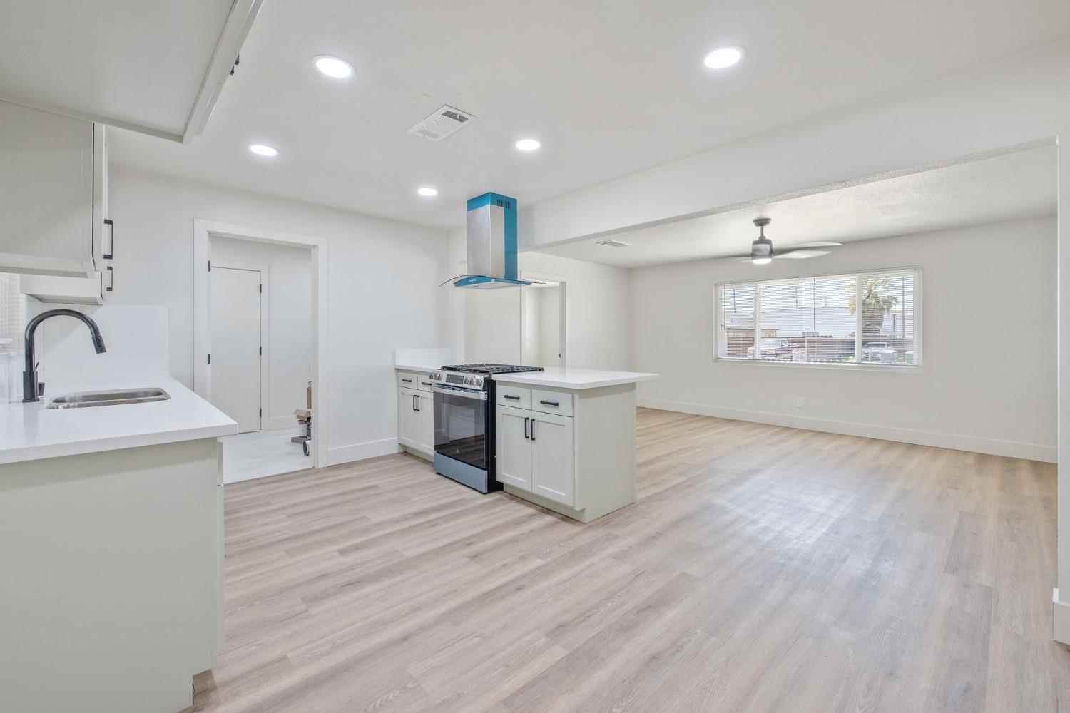 19415 Empire St, Stratford, CA 93263