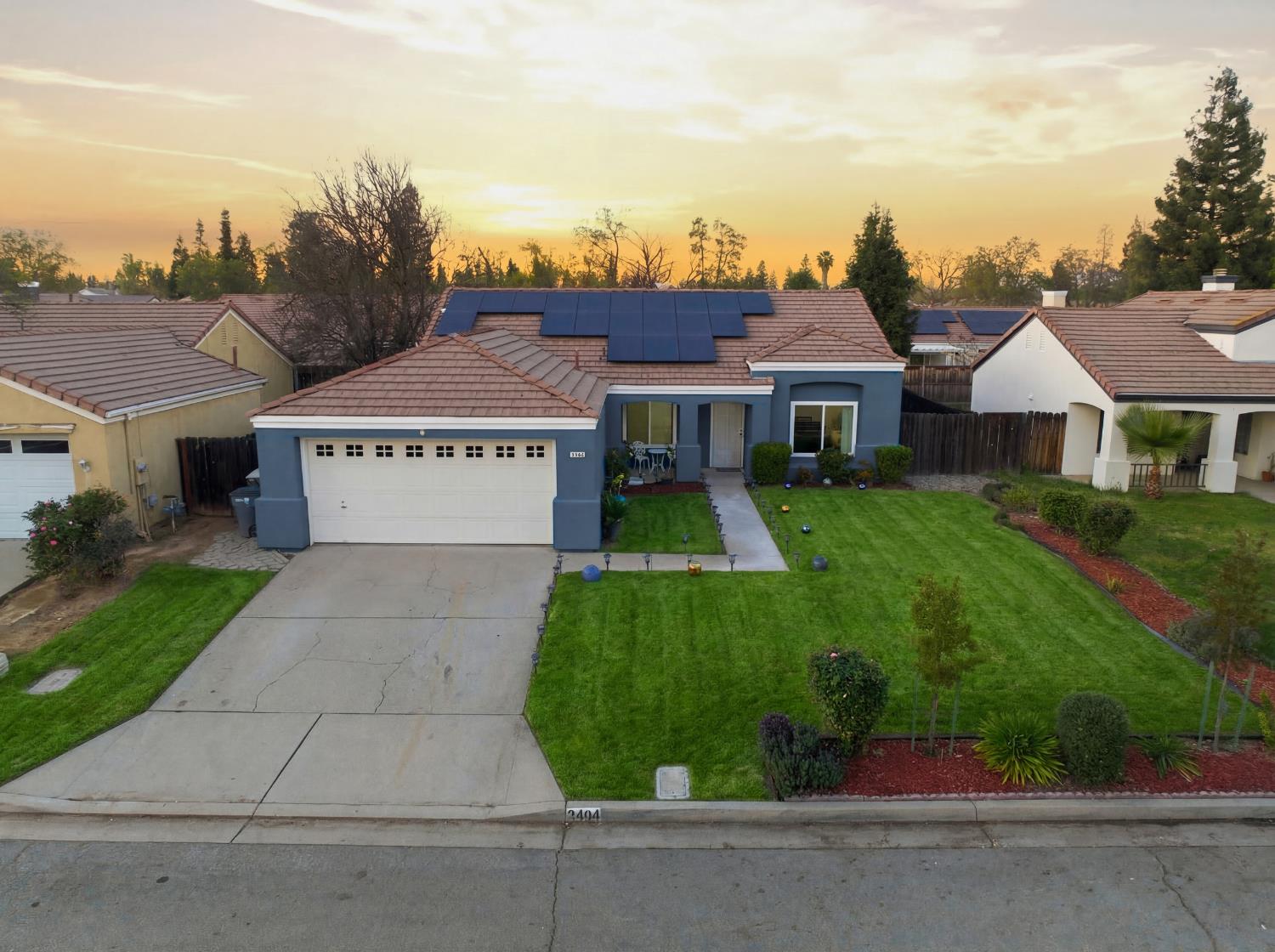 2404 E El paso Ave E, Fresno, CA 93720