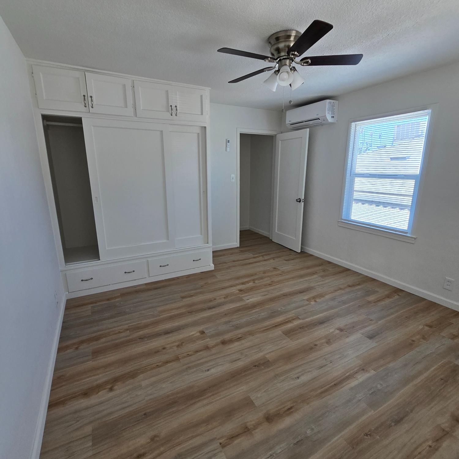 322 E Kearney Blvd, Fresno, CA 93706