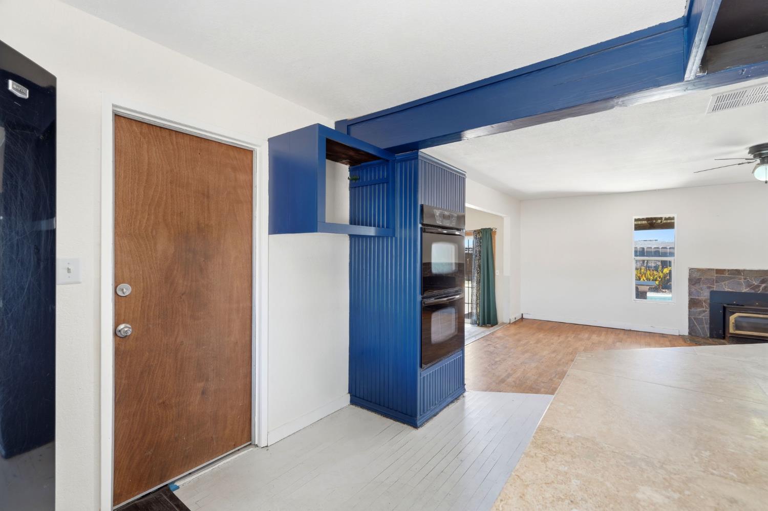 10139 David St, Hanford, CA 93230