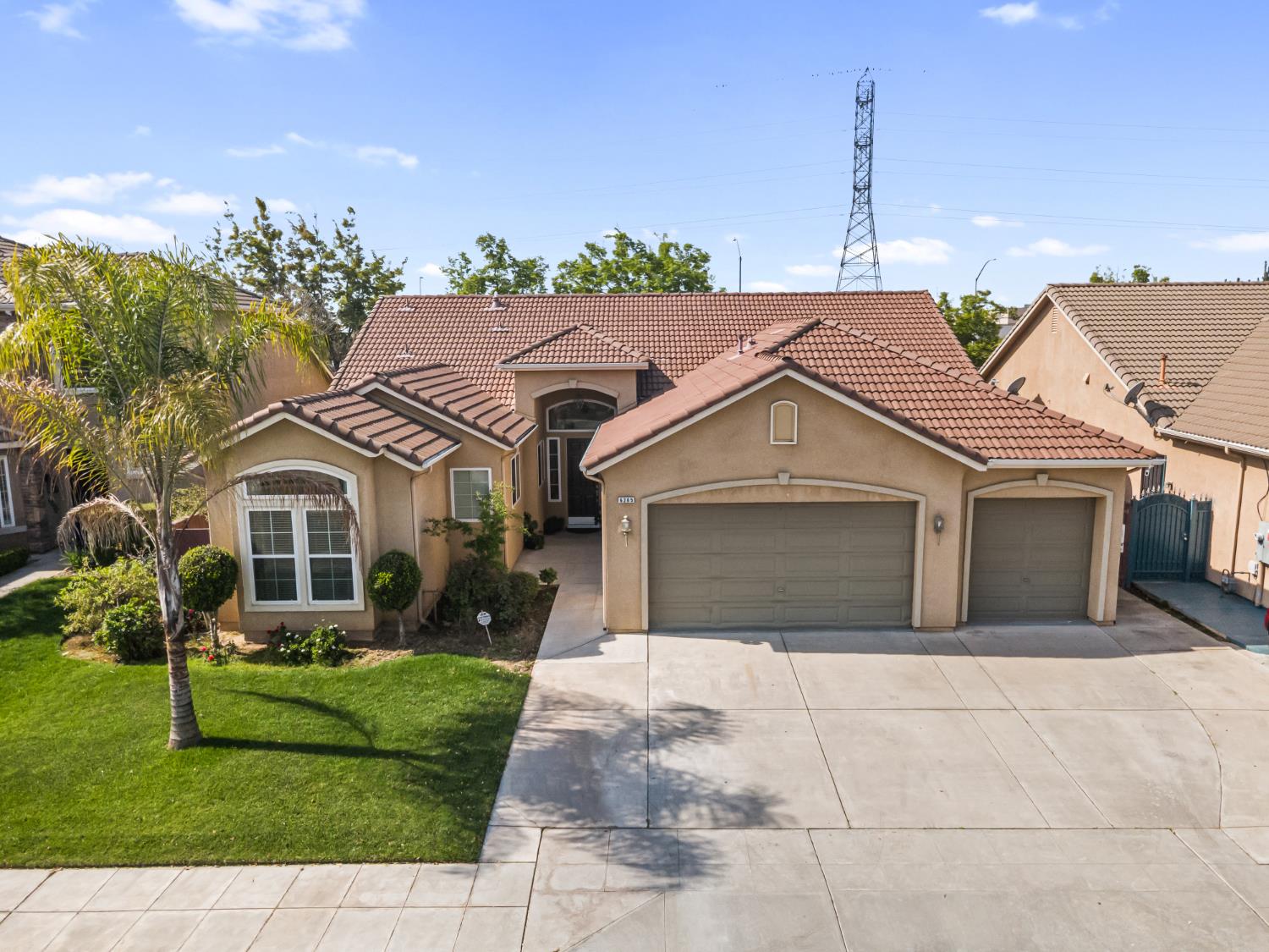 6265 W Menlo Ave, Fresno, CA 93722