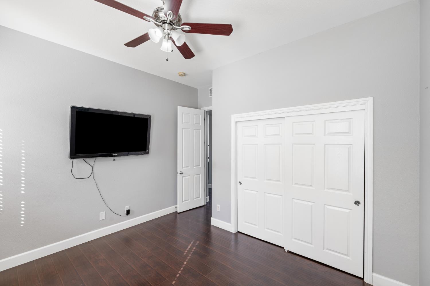 6208 W Menlo Ave, Fresno, CA 93722