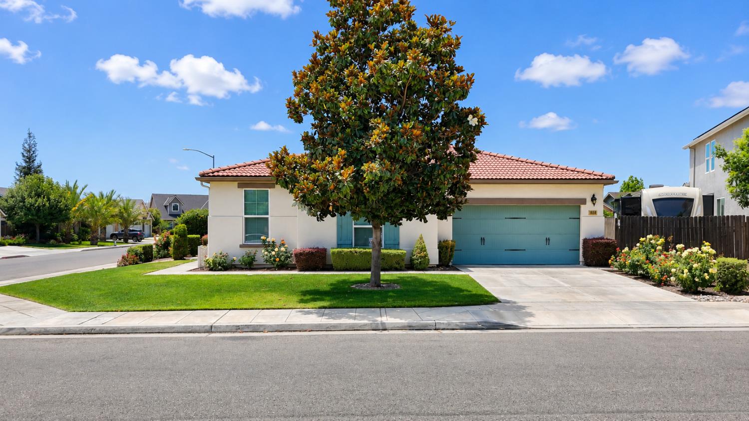 3659 N Pearwood Ave, Fresno, CA 93727