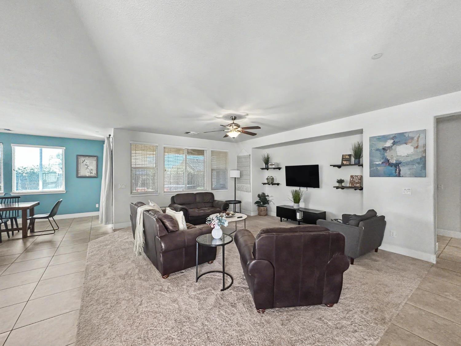 3659 N Pearwood Ave, Fresno, CA 93727