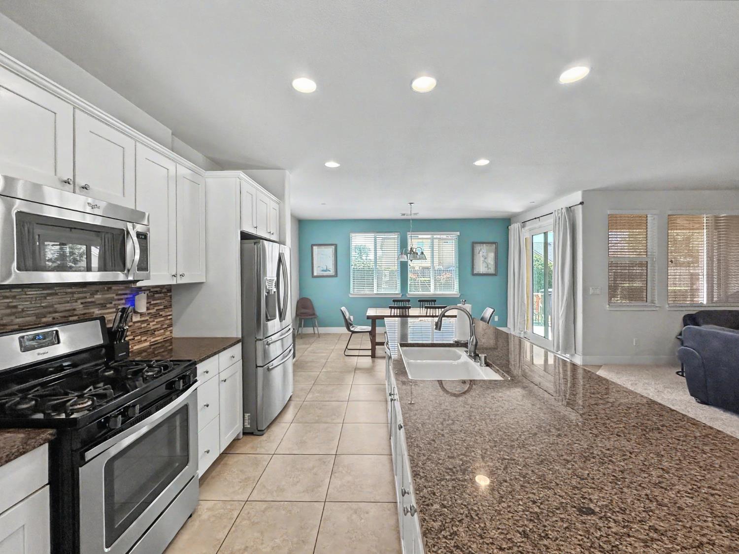 3659 N Pearwood Ave, Fresno, CA 93727