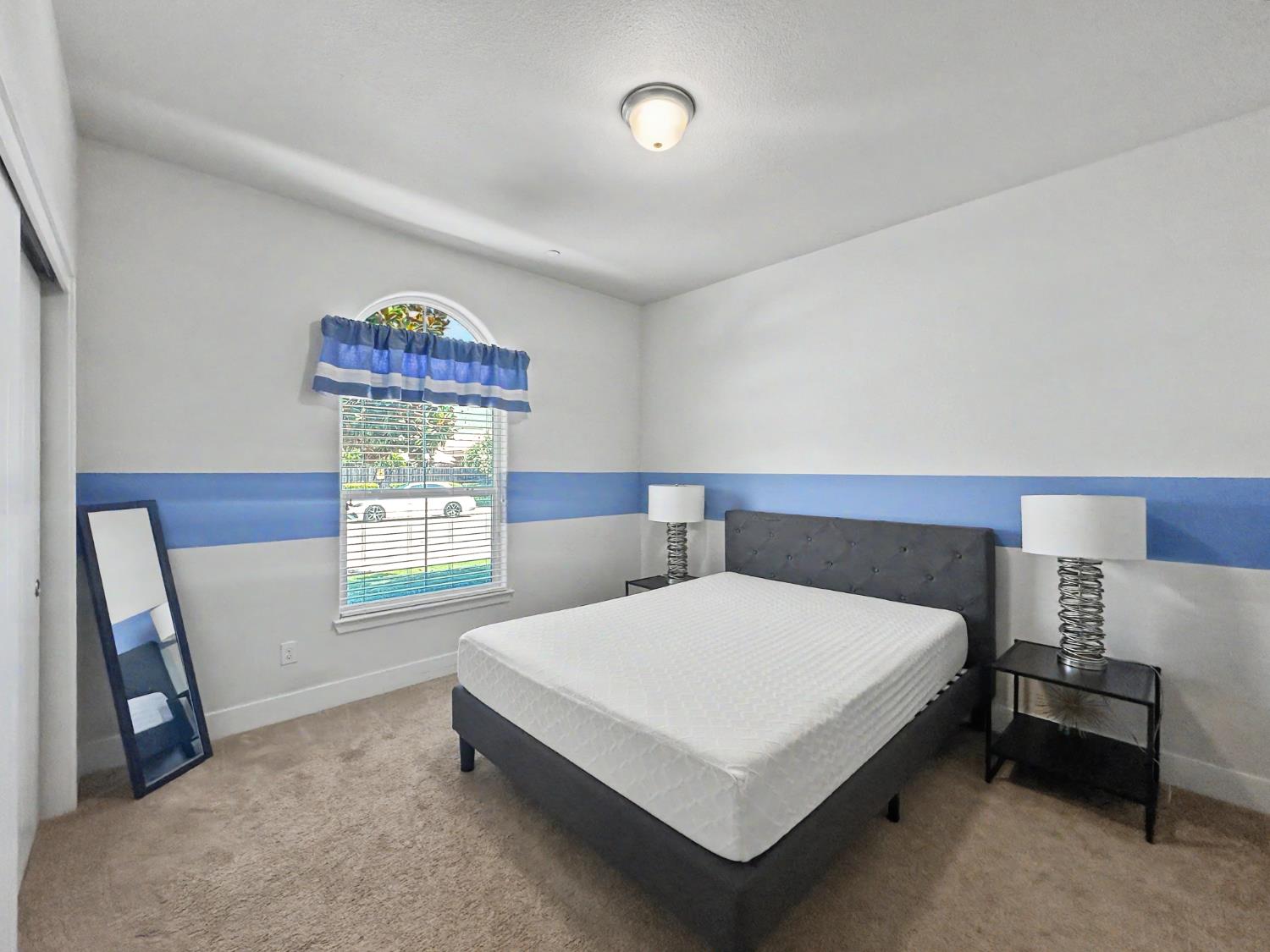 3659 N Pearwood Ave, Fresno, CA 93727