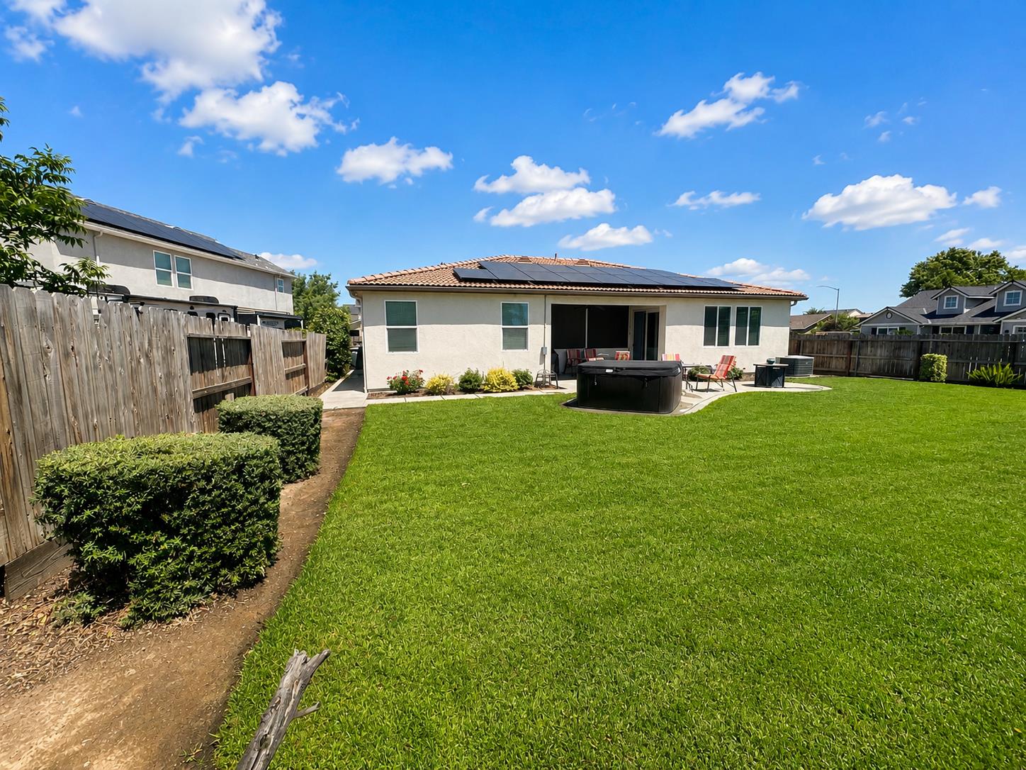 3659 N Pearwood Ave, Fresno, CA 93727