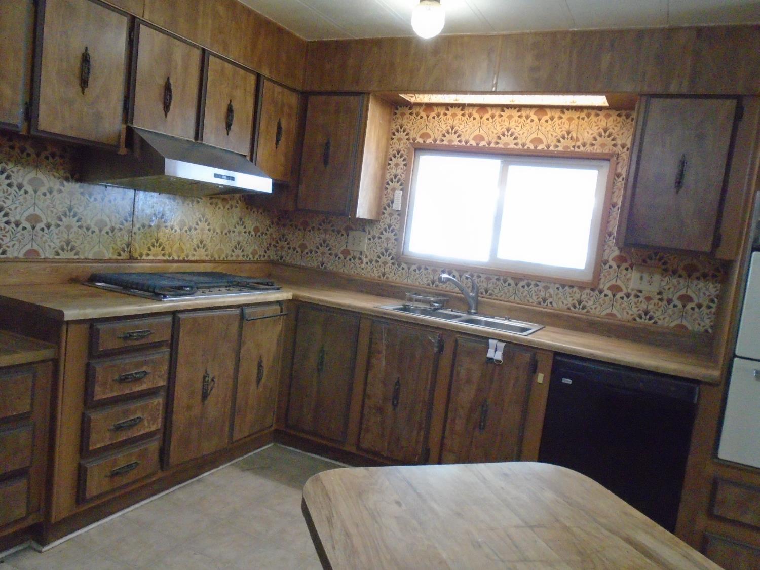 860 #157 E Grangeville Blvd #157, Hanford, CA 93230