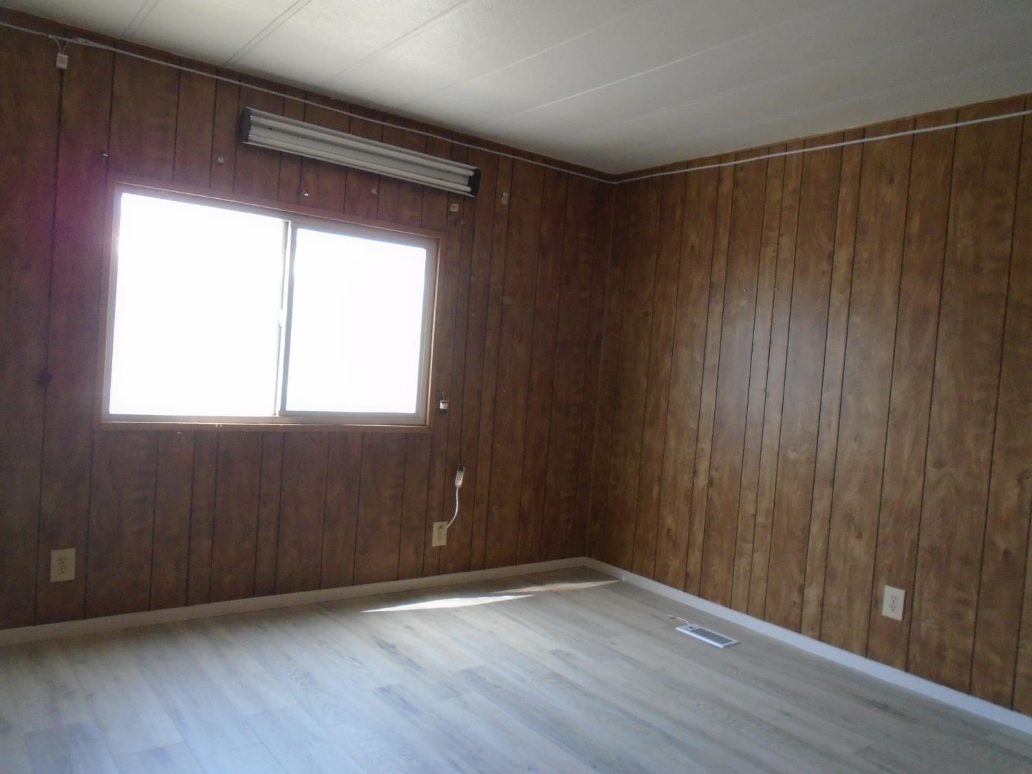 860 #157 E Grangeville Blvd #157, Hanford, CA 93230