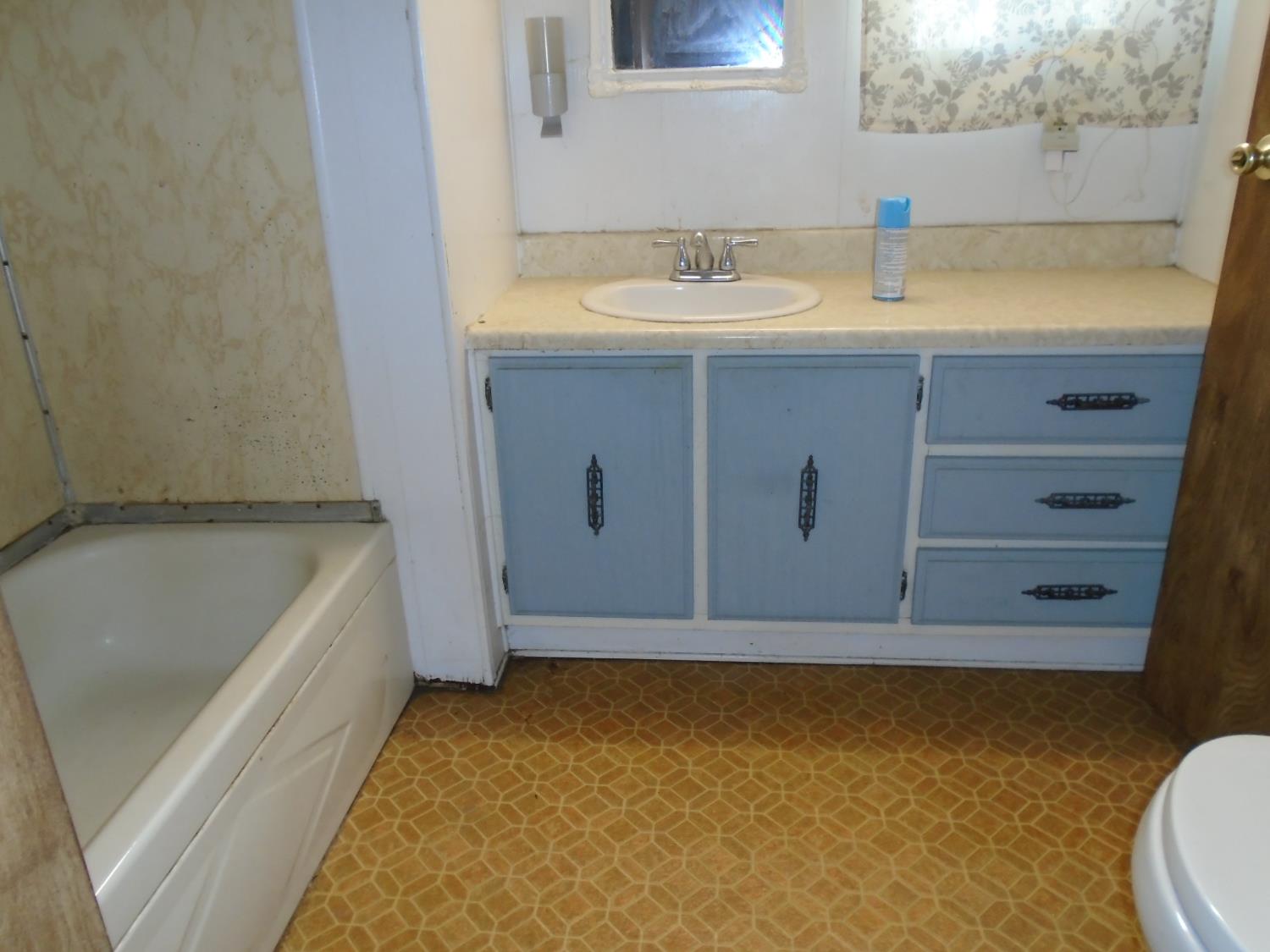 860 #157 E Grangeville Blvd #157, Hanford, CA 93230