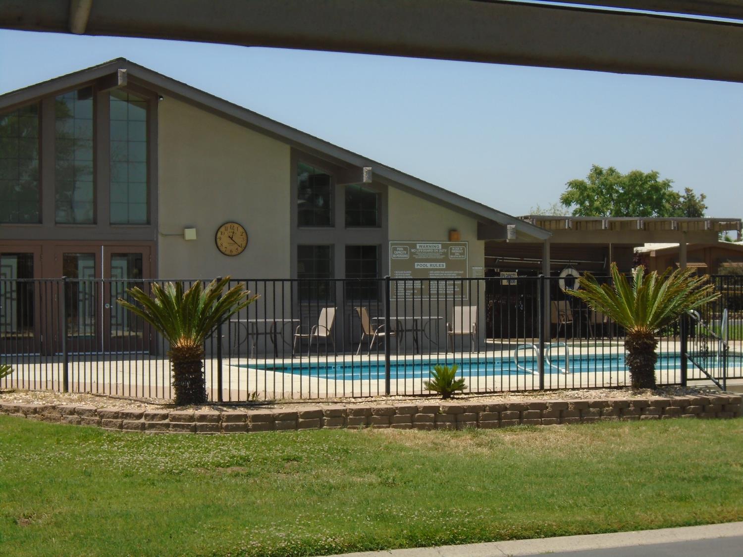 860 #157 E Grangeville Blvd #157, Hanford, CA 93230
